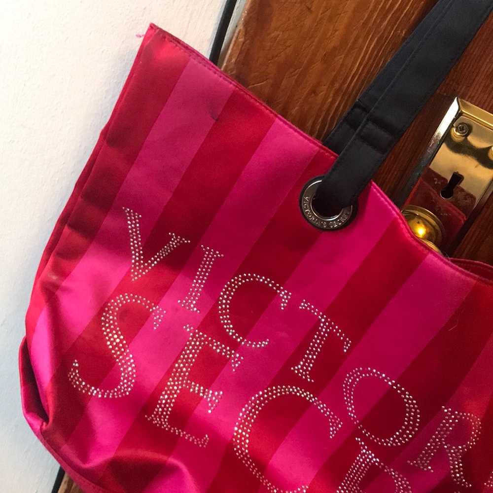 Victoria Secret Weekend bag - Picture 4 of 5
